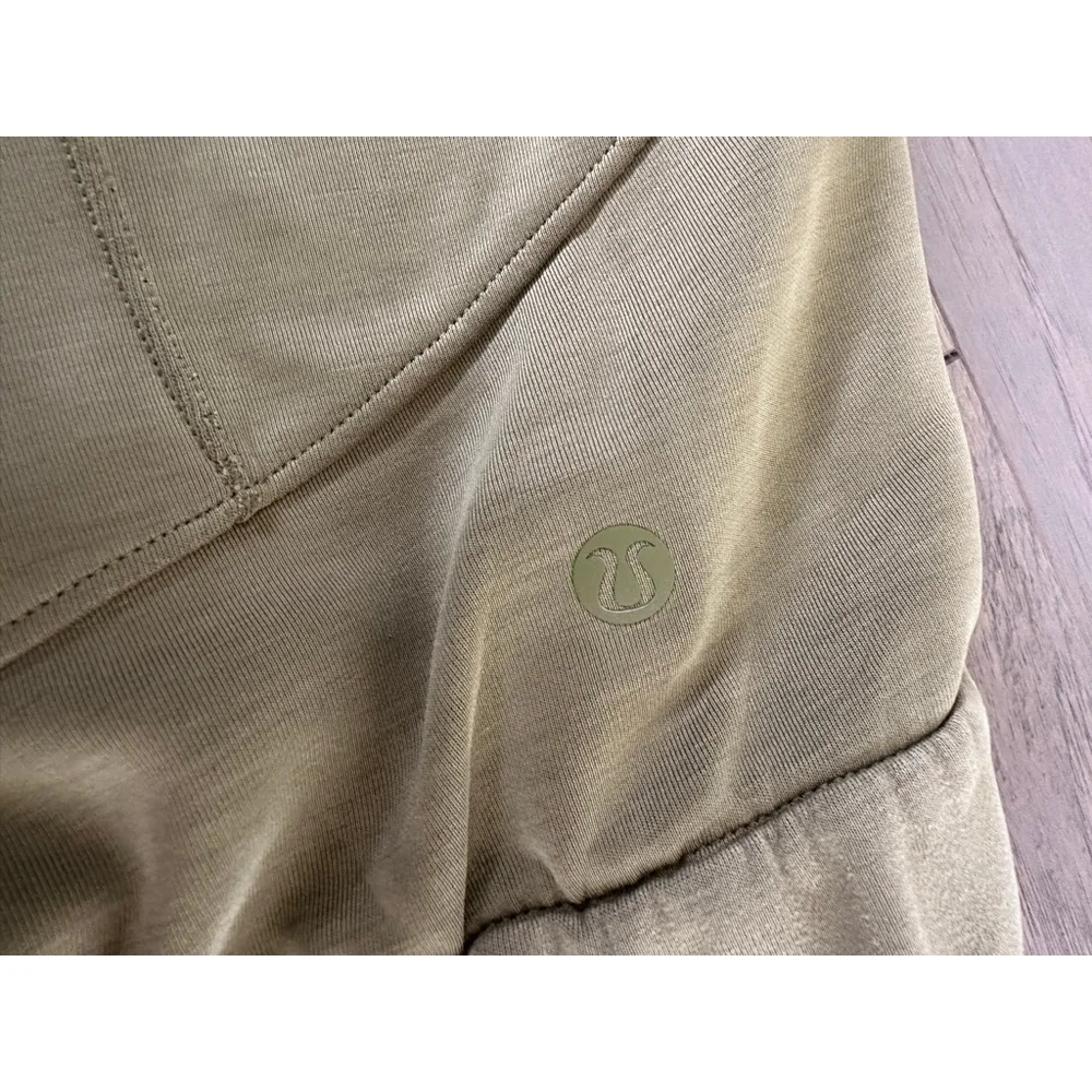 Lululemon Relaxed High Rise Pant Bronze Green Jogger Size 2
